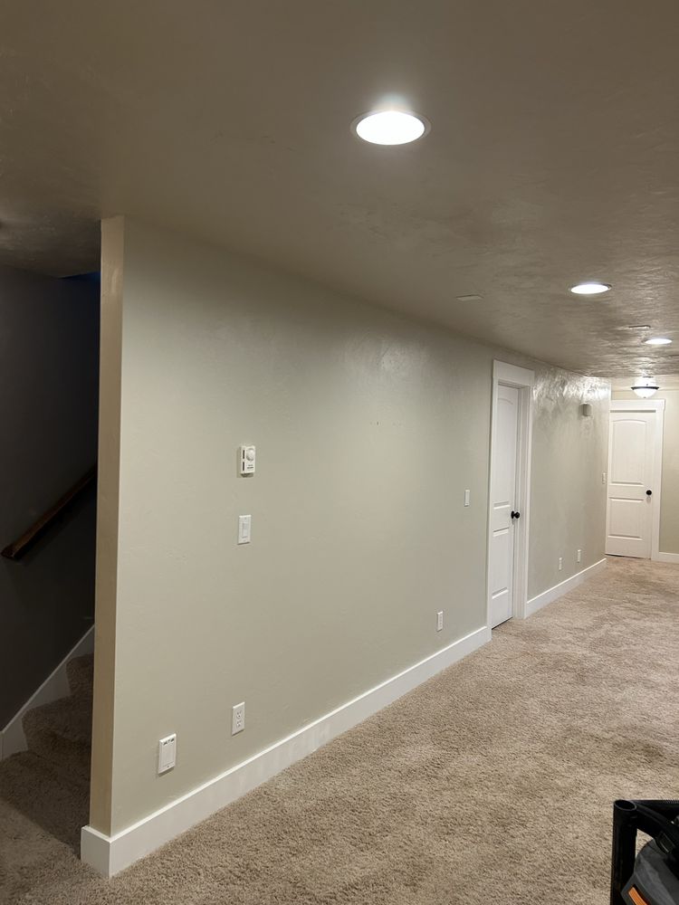 Basement Hallway Finish